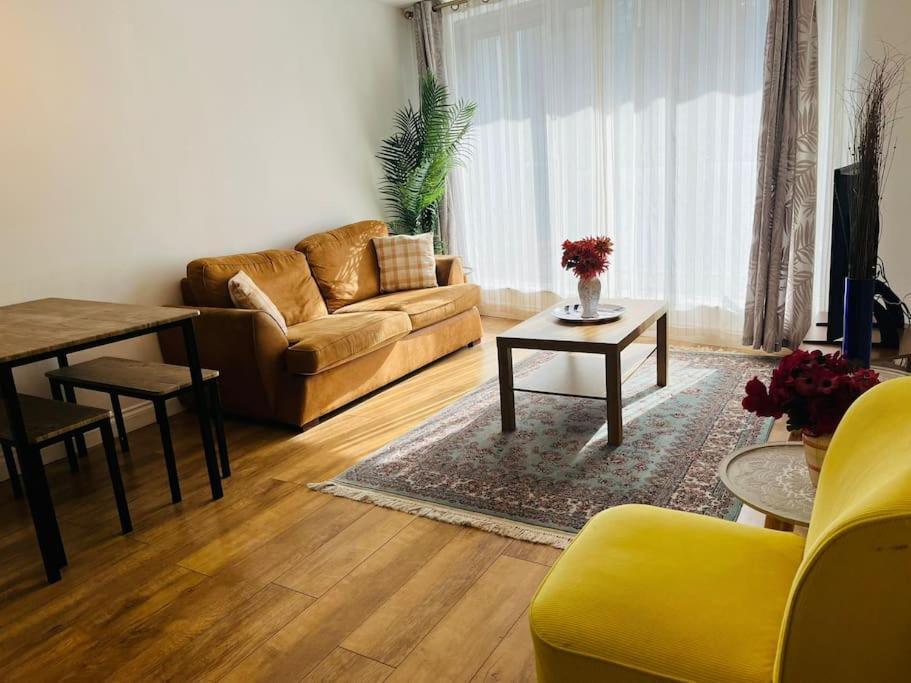 Bright And Calm Apartment - Watford Zewnętrze zdjęcie